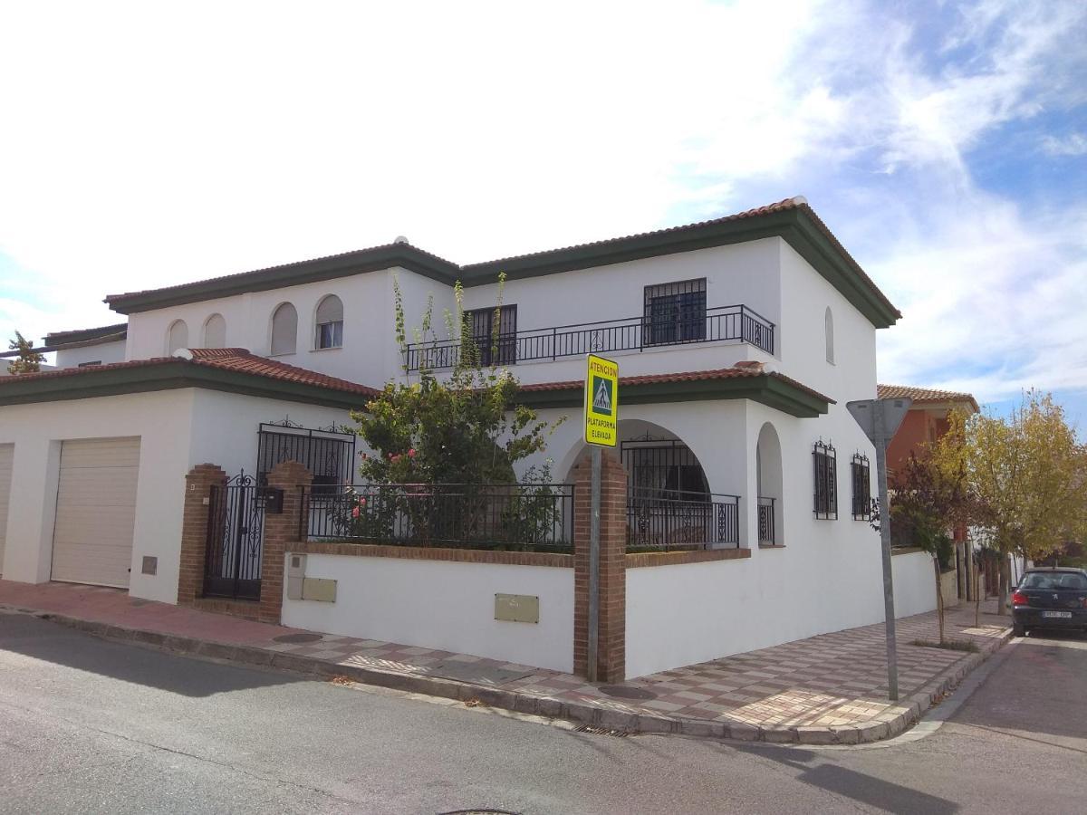 La Casita De La Abuela - Vivienda Familiar Con Encanto El Chaparral  Luaran gambar
